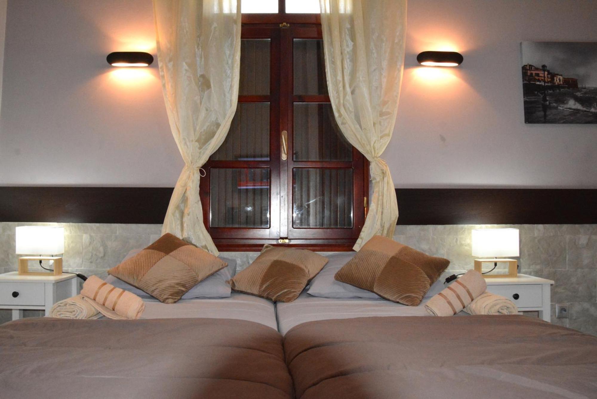 Enetiko Rooms Ханья Экстерьер фото